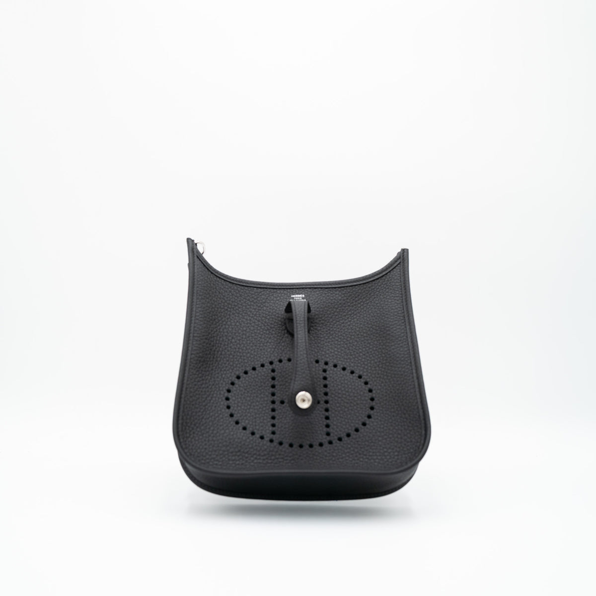 Hermès Evelyne III 23 in Noir with Palladium Hardware