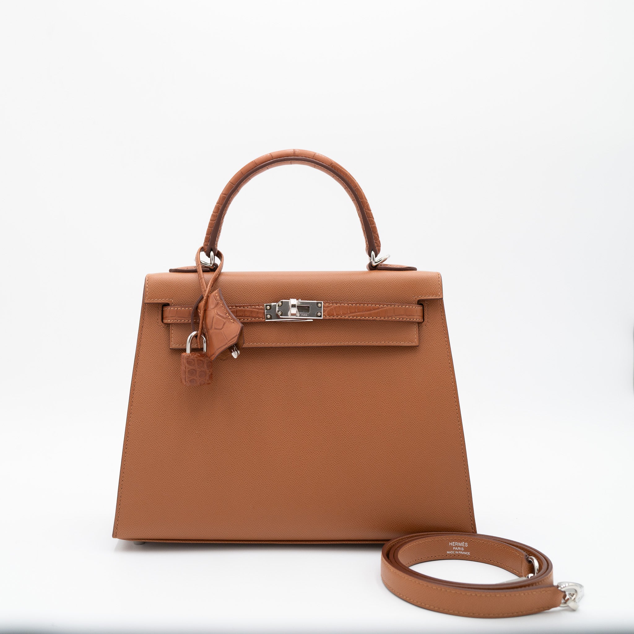 Hermès Kelly 25 Touch Sellier in Gold with Palladium Hardware